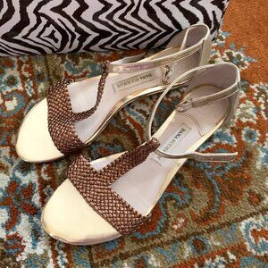 Dana Buchman Gold Sandals Size 7.5